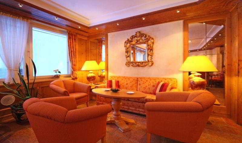 Relais & Chateaux Schoenegg زيرمات الغرفة الصورة
